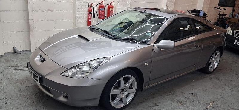 Gebraucht Toyota Celica 192 PS (141 kW) 2001 Silber Coupé