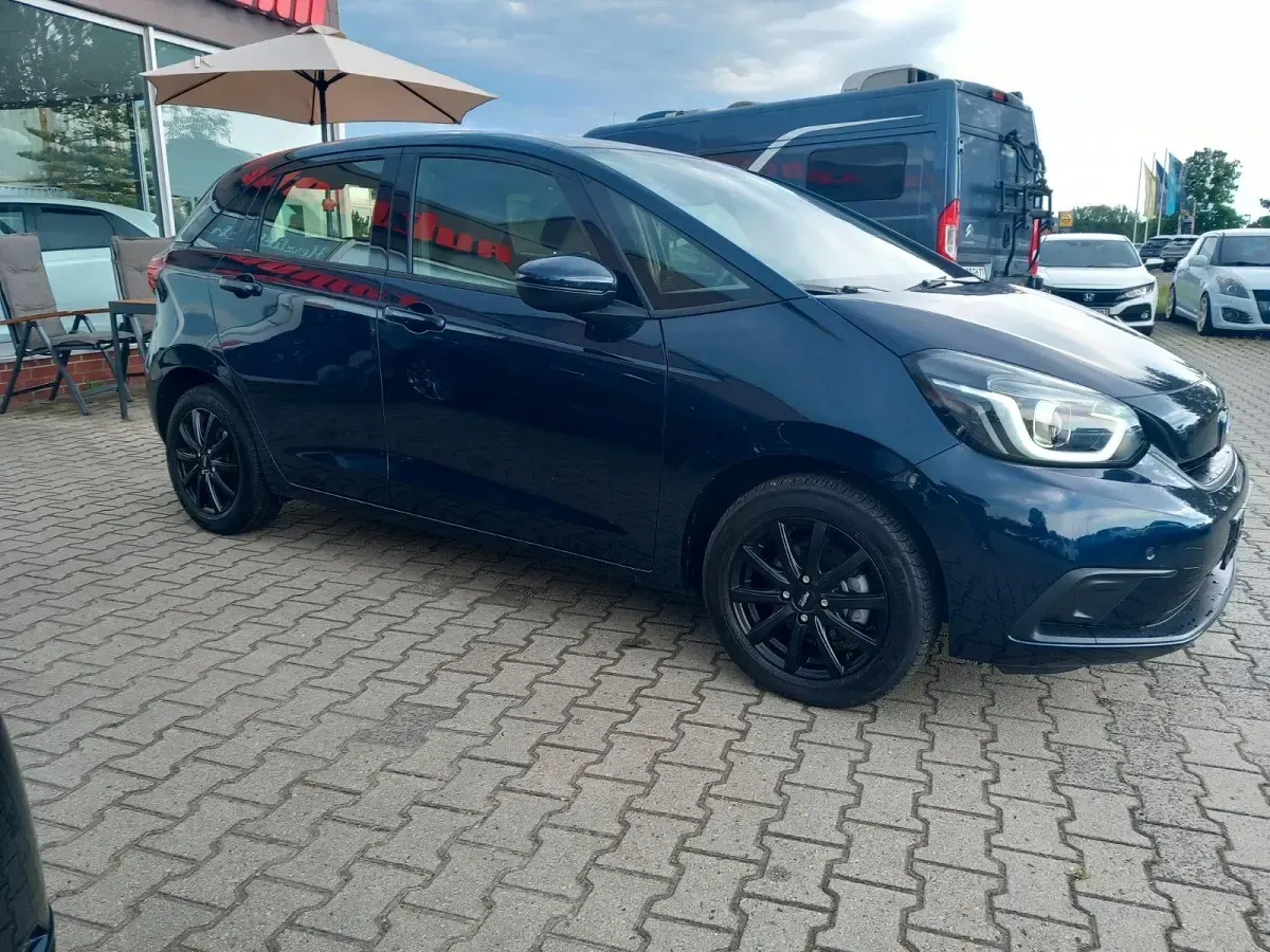Gebraucht Honda Jazz Elegance 98 PS (72 kW) 2022 Midnight blue beam m Kleinwagen