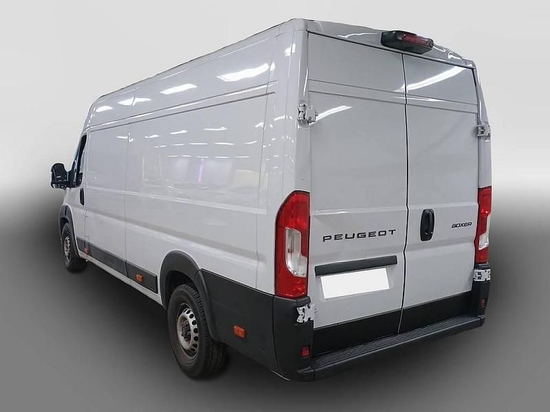 Gebraucht Peugeot Boxer 140 PS (102 kW) 2024 Weiß Van