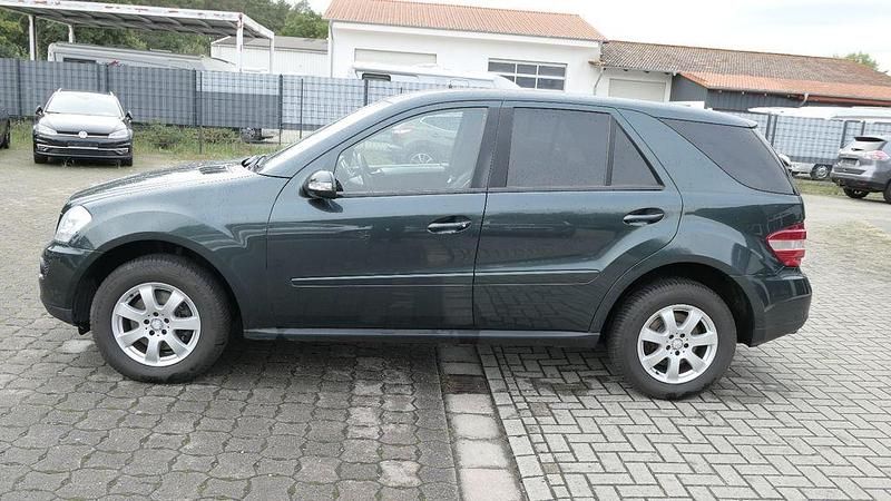 Gebraucht Mercedes ML280 190 PS (139 kW) 2008 Grün SUV
