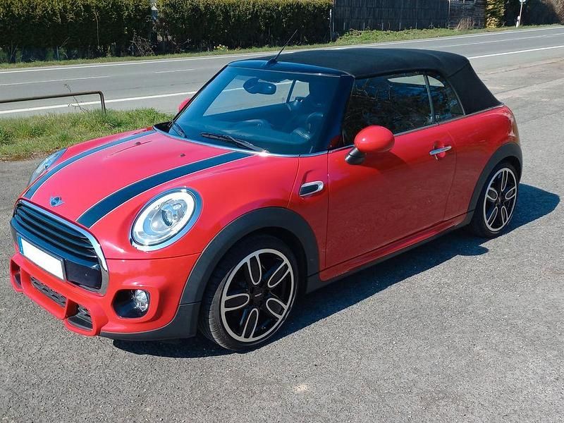 Gebraucht Mini Cooper 136 PS (100 kW) 2017 Rot Kleinwagen