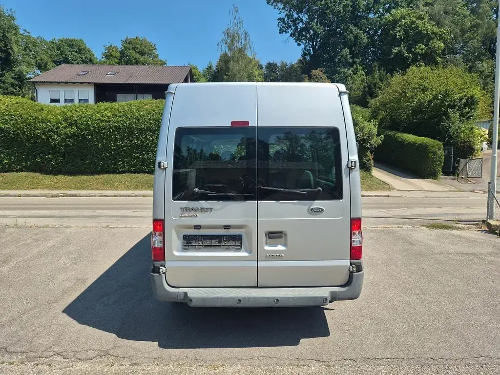 Gebraucht Ford 300 Trend 116 PS (85 kW) 2010 Silber Kombi