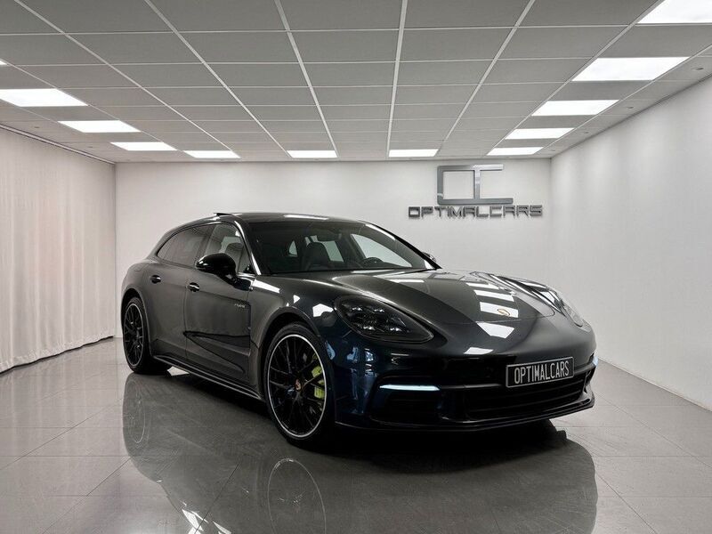 Grau Gebraucht 2018 Porsche Panamera 4 Sport Turismo Limousine | 58.990 € (Fairer Preis) - Bild 1/4