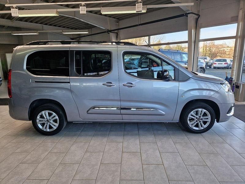 Gebraucht Toyota Proace City City 131 PS (96 kW) 2023 Silber Van / Kleinbus