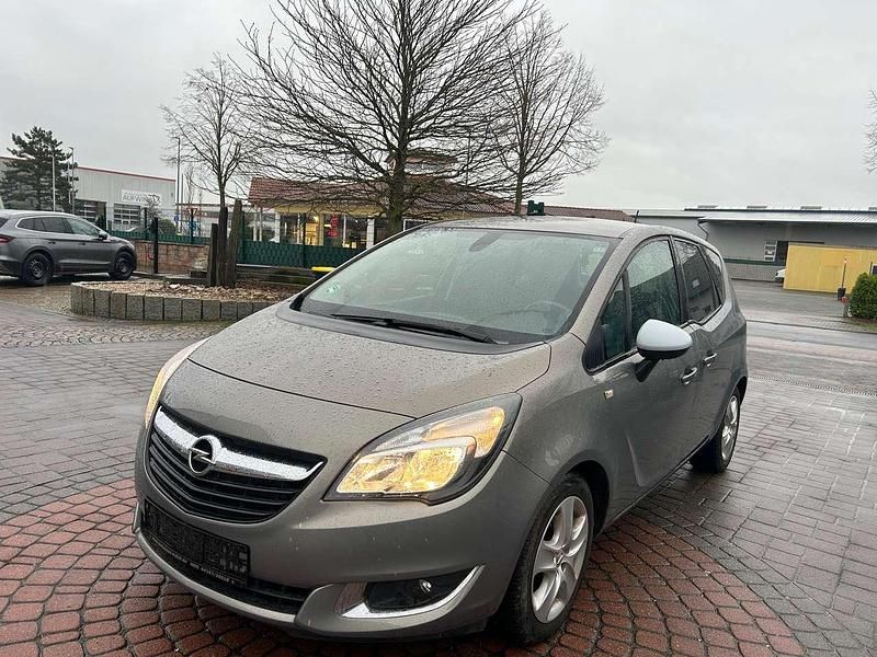Muskatgrau/muskat braun(m2) Gebraucht 2014 Opel Meriva Edition Van / Kleinbus | 4.850 € (Fairer Preis) - Bild 1/4