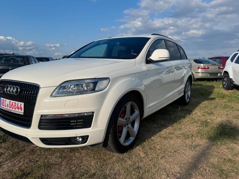 Weiß Gebraucht 2008 Audi Q7 SUV | 9.800 € (Guter Preis) - Bild 1/4