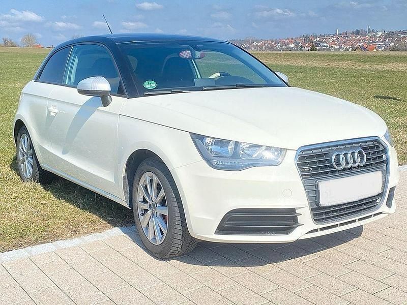 Gebraucht Audi A1 Attraction 86 PS (63 kW) 2011 Weiß Kleinwagen