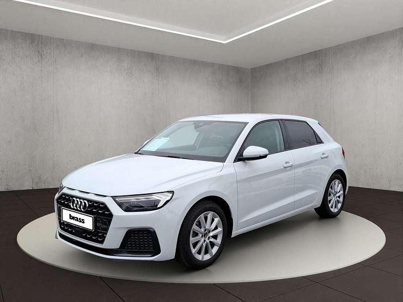 Gebraucht Audi A1 Advanced Plus 116 PS (85 kW) 2025 Gletscherweiß metallic Limousine