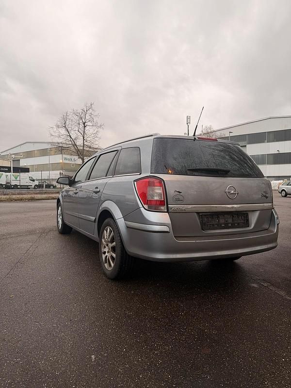 Gebraucht Opel Astra 102 PS (75 kW) 2007 Grau Kombi
