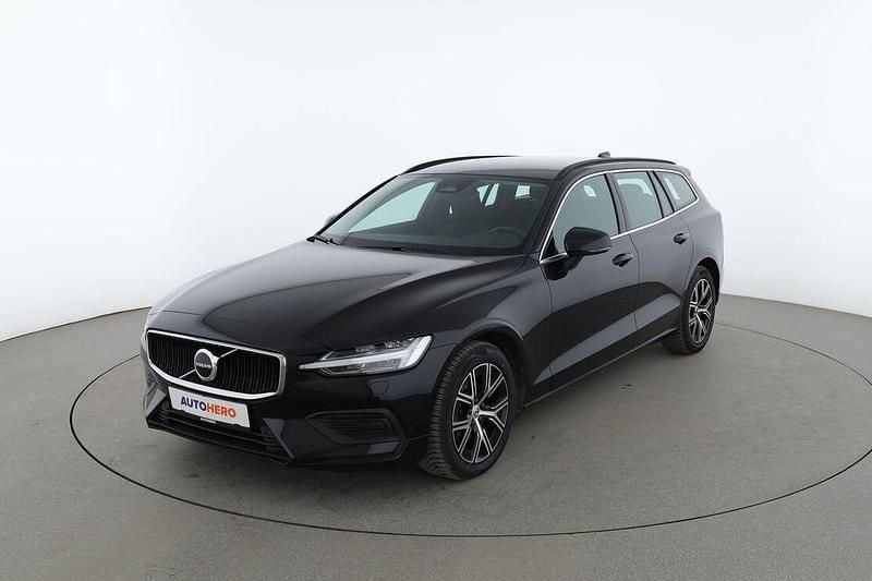 Gebraucht Volvo V60 Core 197 PS (144 kW) 2022 Kombi
