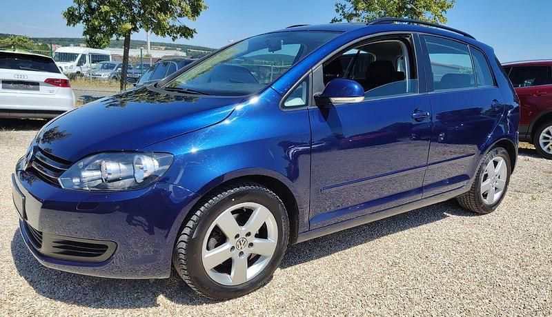 Blau Gebraucht 2010 VW Golf Plus Cross Comfortline Van / Kleinbus | 5.300 € (Fairer Preis) - Bild 1/4