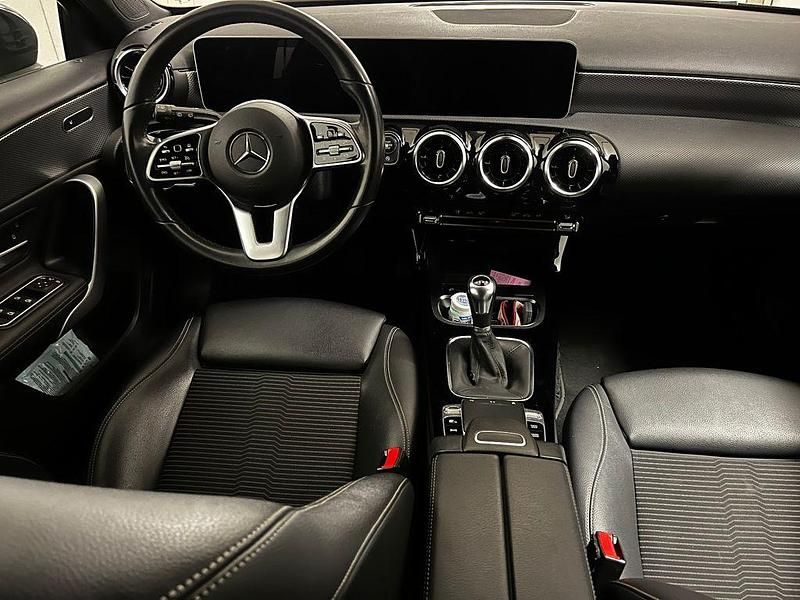 Gebraucht Mercedes A200 163 PS (119 kW) 2018 Schwarz Limousine