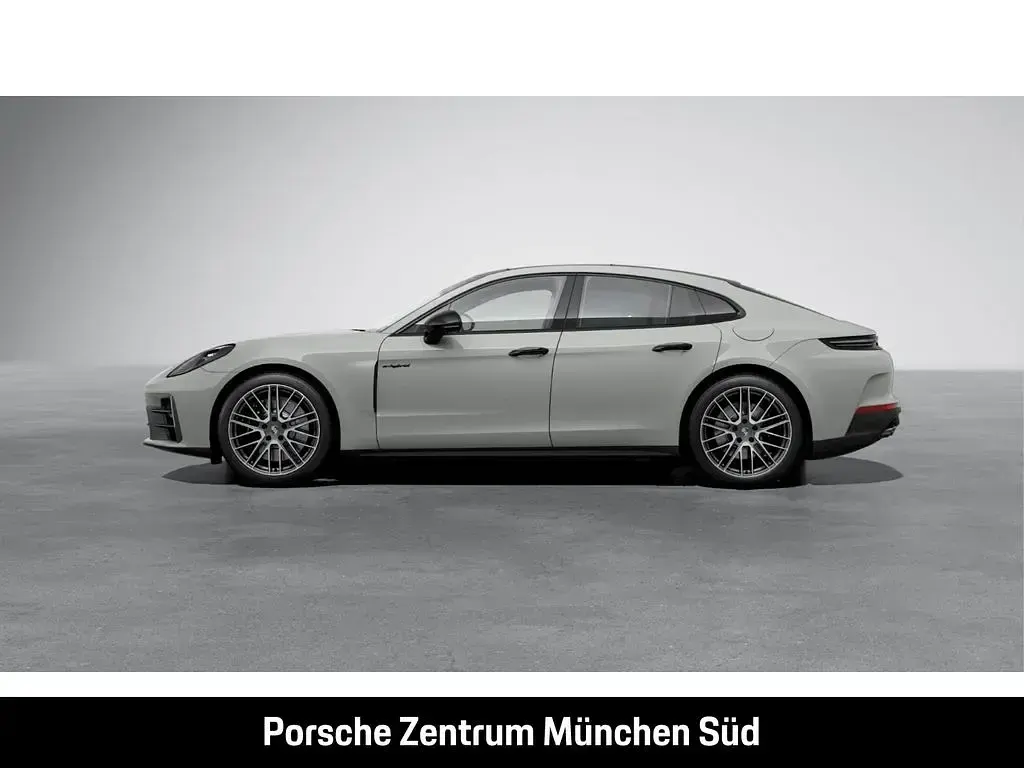 Gebraucht Porsche Panamera 544 PS (400 kW) 2026 Kreide Kleinwagen