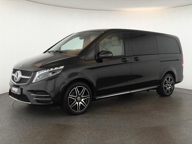 Gebraucht Mercedes V300 Avantgarde 237 PS (174 kW) 2023 Obsidianschwarz Van / Kleinbus