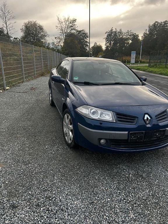 Gebraucht 2006 Renault Mégane Cabriolet Dynamique Cabrio | 2.100 € (Guter Preis) - Bild 1/4