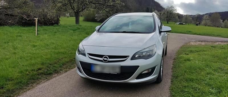 Gebraucht Opel Astra 110 PS (80 kW) 2015 Silber Kombi