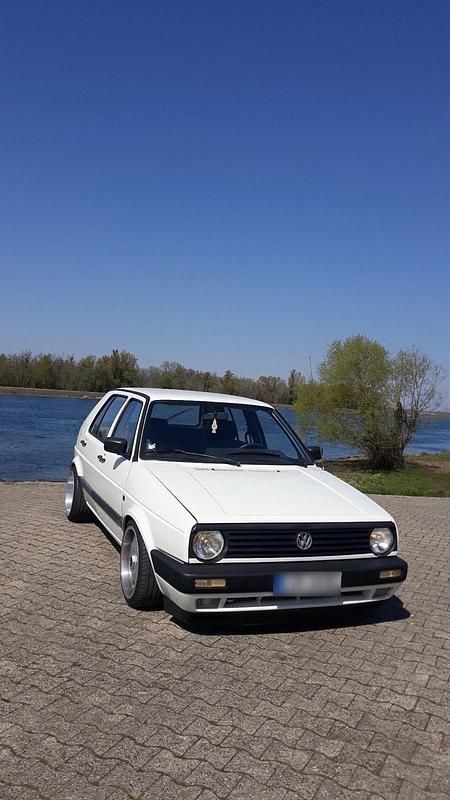 Gebraucht VW Golf II 69 PS (50 kW) 1990 Weiß Kleinwagen