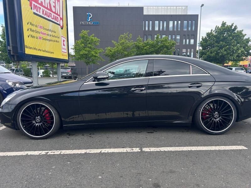 Schwarz Gebraucht 2006 Mercedes CLS320 Coupé | 7.999 € (Fairer Preis) - Bild 1/4