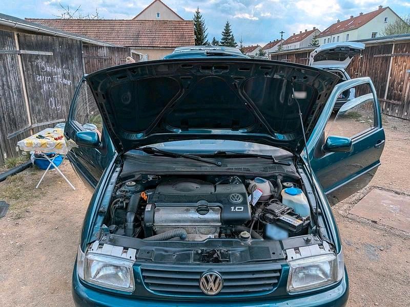 Używany VW Polo 50 KM (36 kW) 1998 Zielony Hatchback
