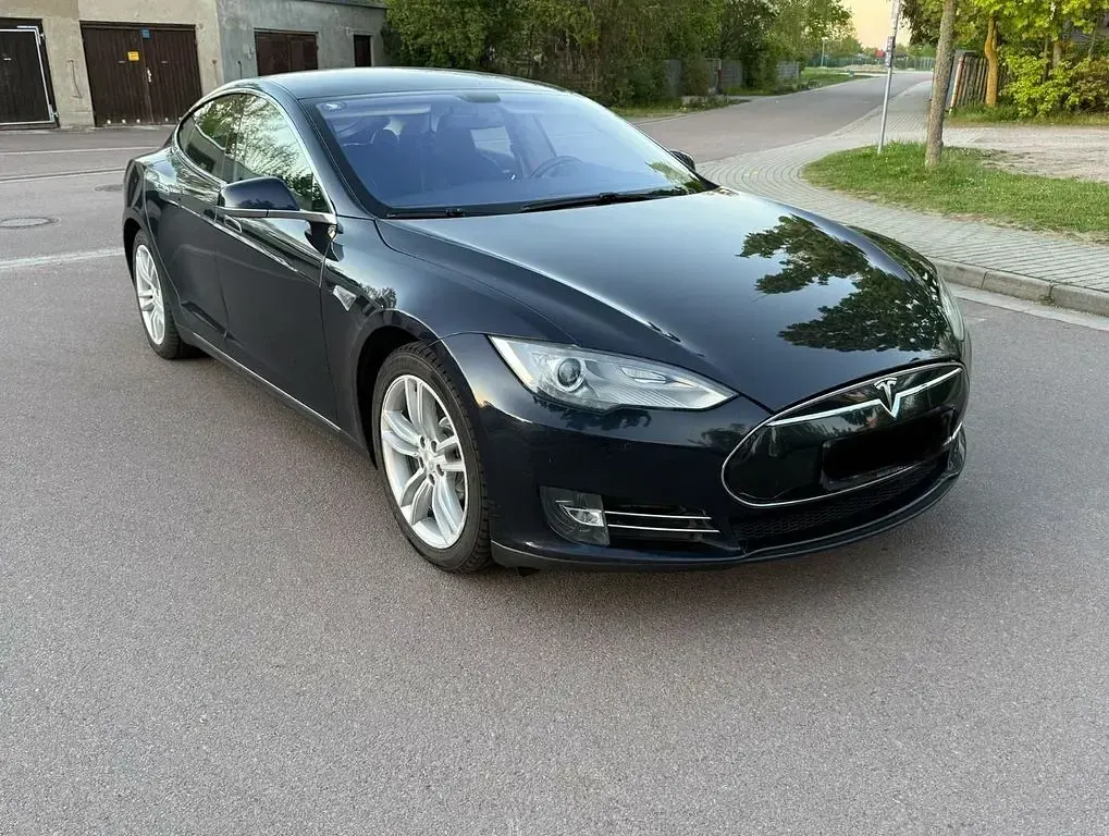 Occasion Tesla Model S 309 kW (421 ch) 2014 Bleue Citadine