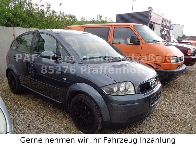 Grau Gebraucht 2001 Audi A2 Kleinwagen | 799 € - Bild 1/4