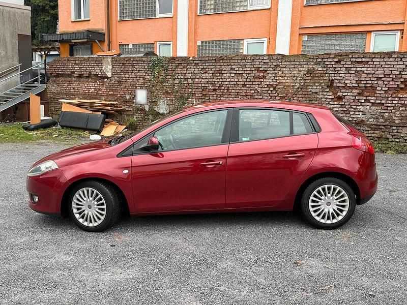 Gebraucht Fiat Bravo 120 PS (88 kW) 2009 Andere farben Kleinwagen