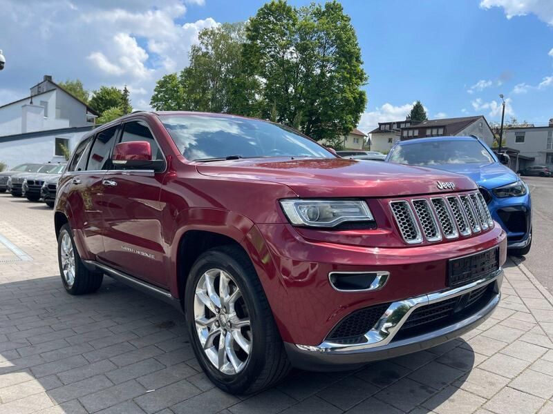 Deep cherry red crystal pearl Gebraucht 2016 Jeep Grand Cherokee Summit SUV | 22.800 € (Fairer Preis) - Bild 1/4