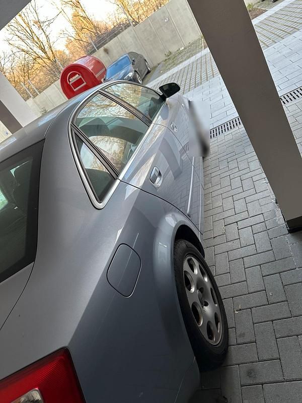 Gebraucht Audi A4 165 PS (121 kW) 2003 Silber Limousine