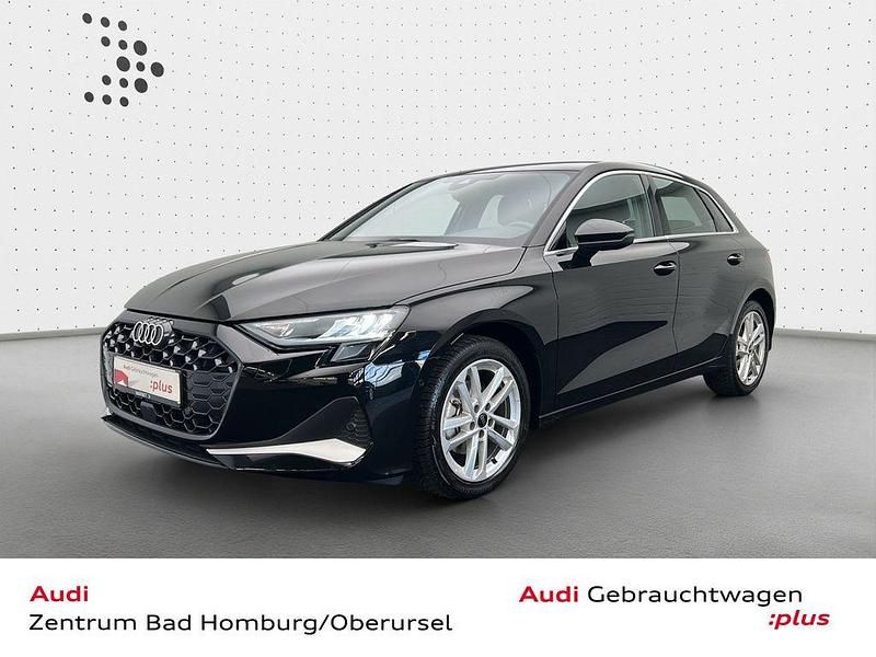 Mythosschwarz metallic Gebraucht 2025 Audi A3 Advanced Limousine | 33.490 € (Fairer Preis) - Bild 1/4