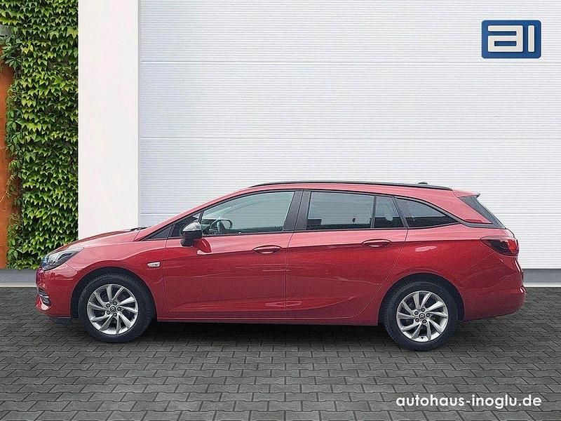 Gebraucht Opel Astra 145 PS (106 kW) 2022 Rot Kombi