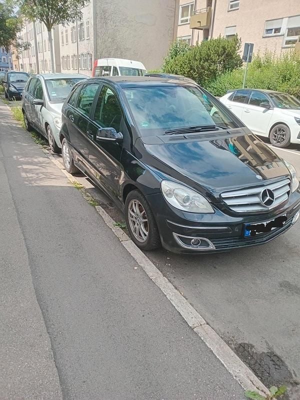 Gebraucht Mercedes B160 95 PS (69 kW) 2009 Schwarz Van / Kleinbus