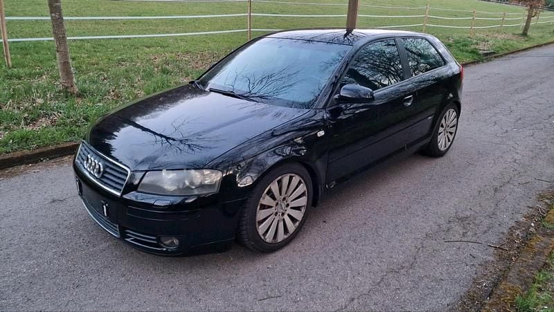 Schwarz Gebraucht 2004 Audi A3 S-Line Kleinwagen | 4.800 € (Fairer Preis) - Bild 1/4