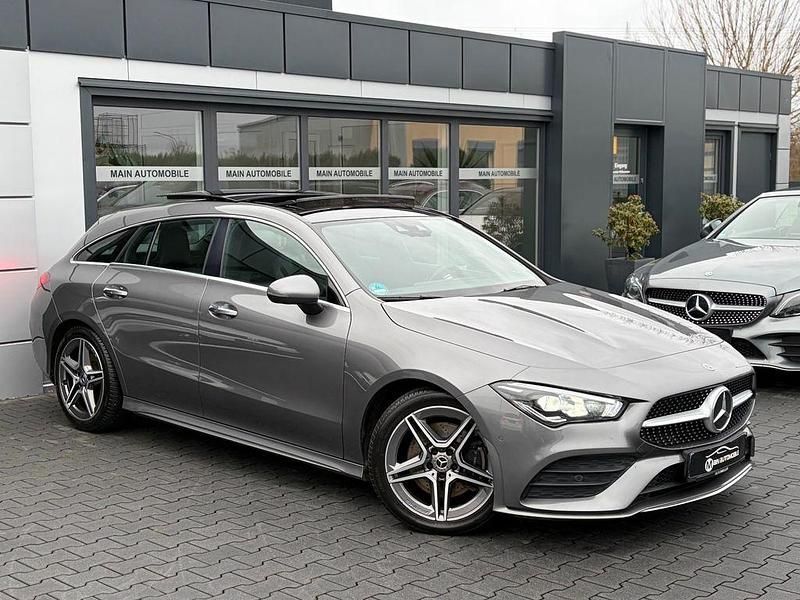 Grau Gebraucht 2020 Mercedes CLA200 Shooting Brake AMG Kombi | 23.890 € (Guter Preis) - Bild 1/4