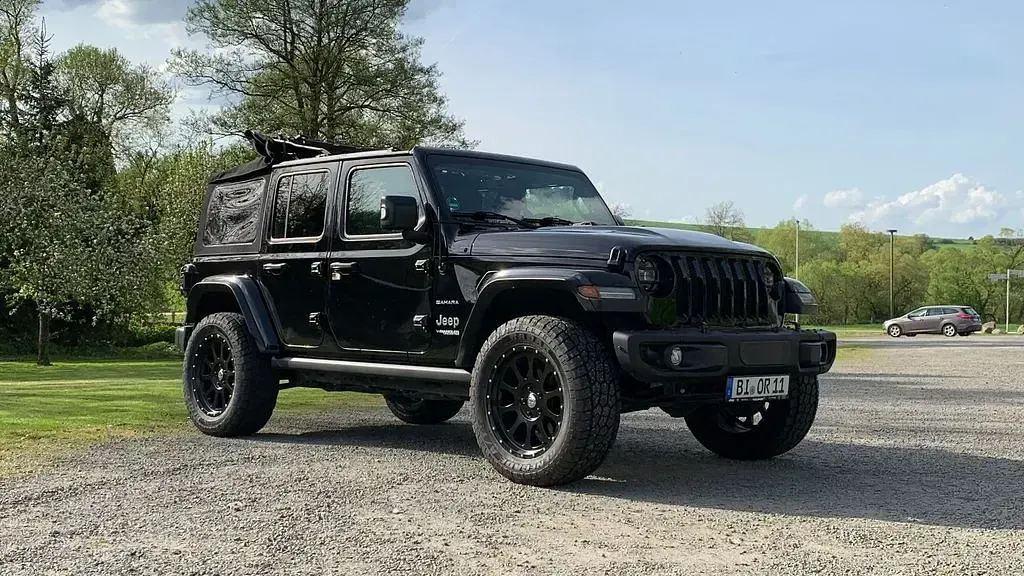 Gebraucht Jeep Wrangler Sahara 200 PS (147 kW) 2018 Schwarz SUV