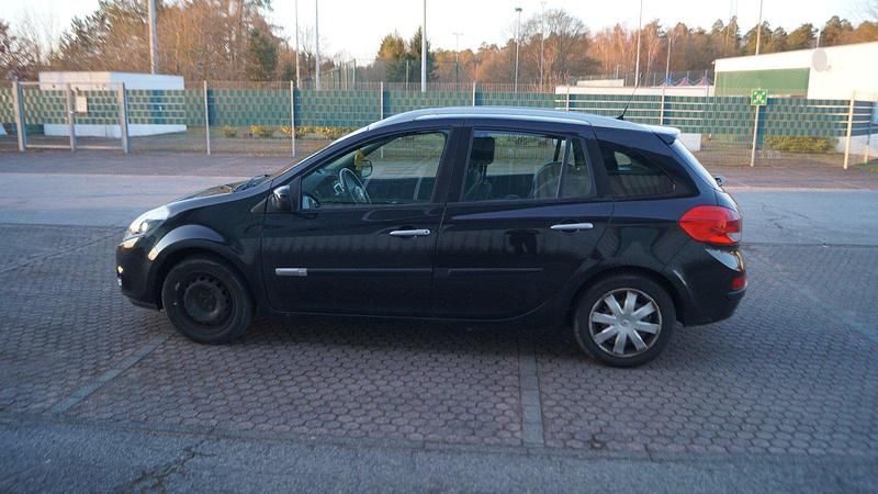 Gebraucht Renault Clio GrandTour 103 PS (75 kW) 2011 Schwarz Kombi
