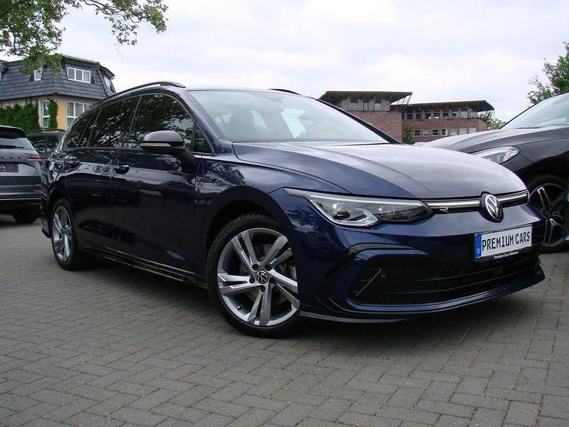 Blau metallic Gebraucht 2023 VW Golf VIII R-line Kombi | 29.980 € (Fairer Preis) - Bild 1/4