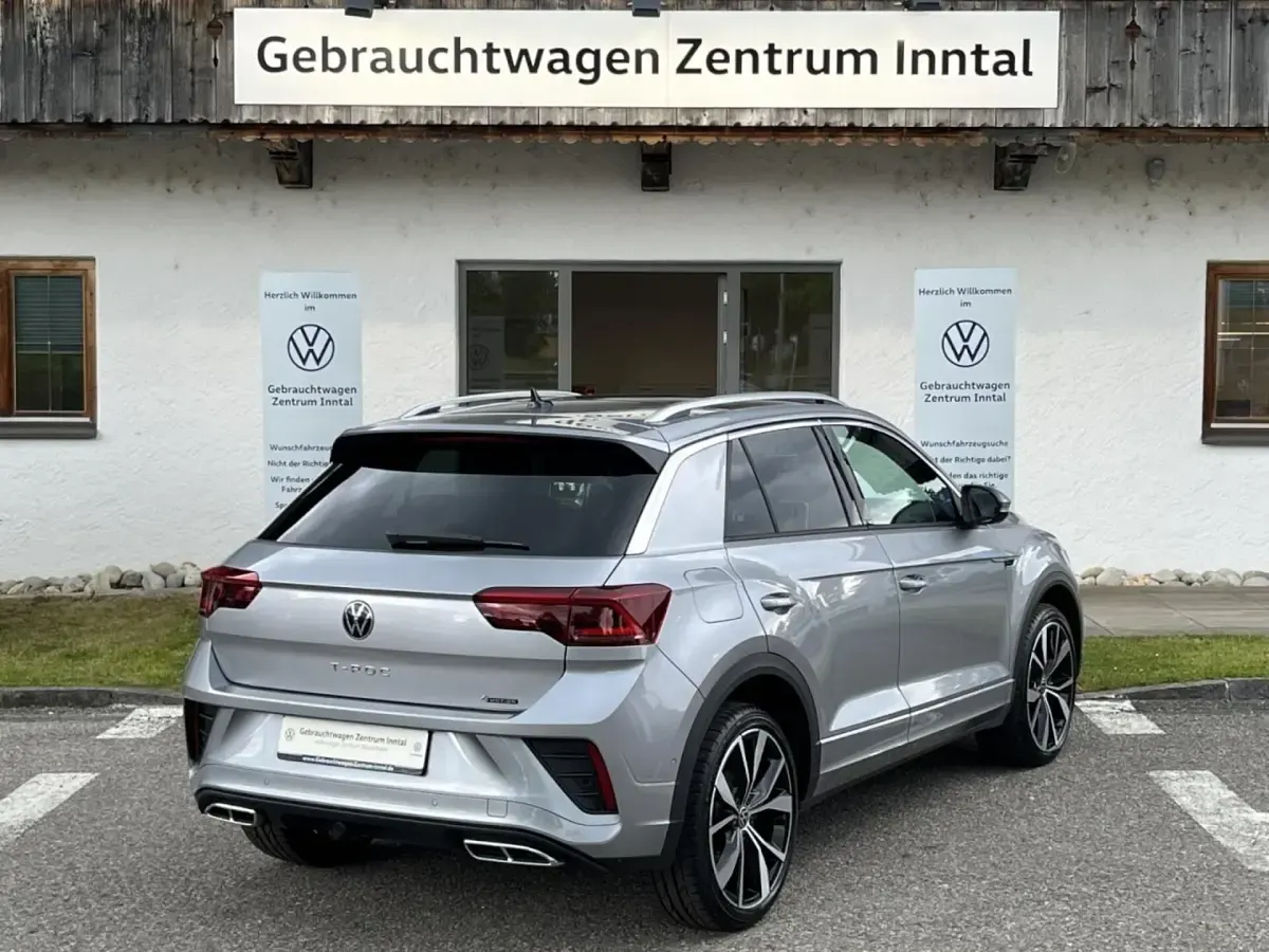 Gebraucht VW T-Roc R-line 190 PS (139 kW) 2024 Silber SUV