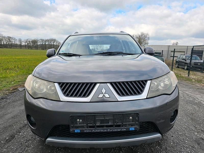 Gebraucht Mitsubishi Outlander 140 PS (102 kW) 2007 Grau SUV