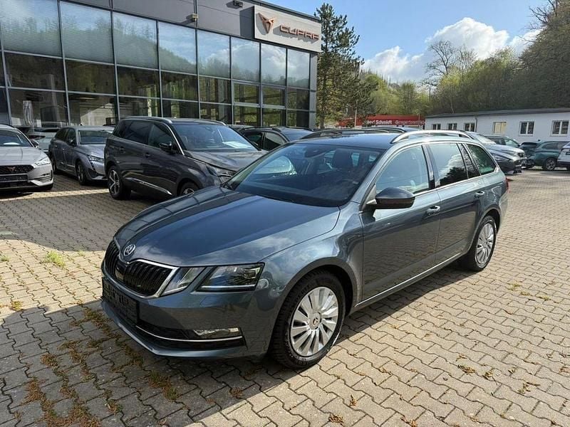 Gebraucht Skoda Octavia 180 PS (132 kW) 2018 Quarzgrau metallic Kombi