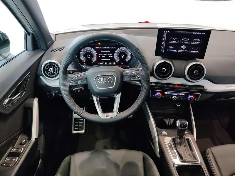 Nowe Audi Q2 Competition 150 KM (110 kW) 2026 Biały SUV