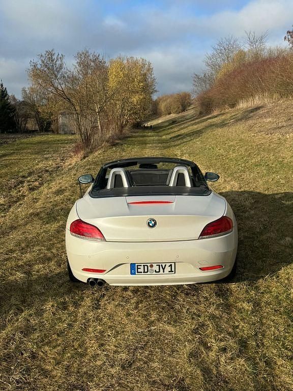 Gebraucht BMW Z4 Comfort Edition 184 PS (135 kW) 2012 Weiß Cabrio