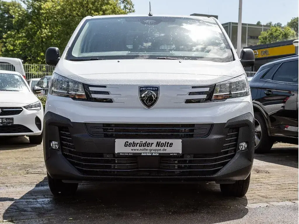 Neu Peugeot Expert 150 PS (110 kW) 2026 Weiss / Van
