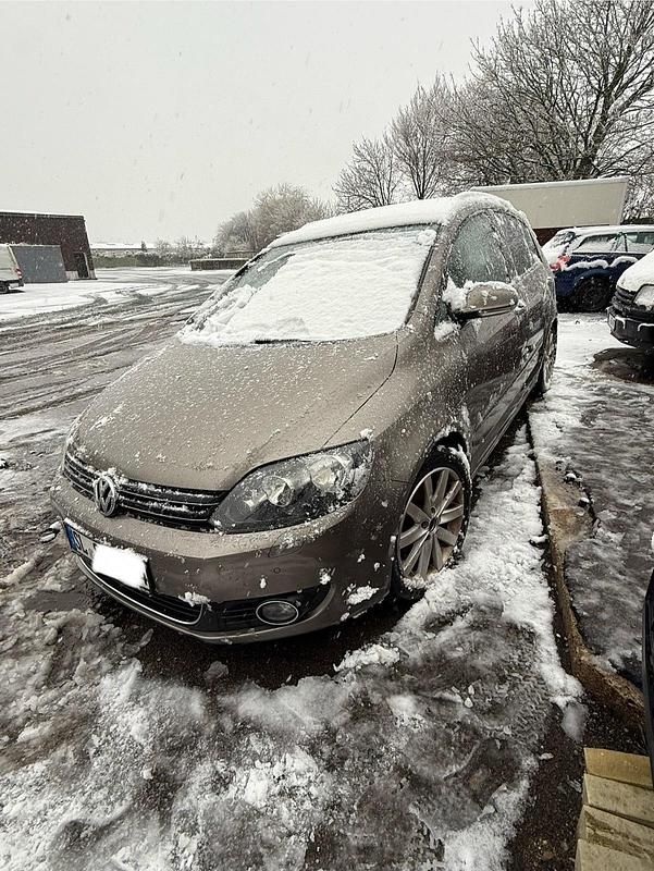 Gebraucht 2012 VW Golf VI Limousine | 4.350 € (Guter Preis) - Bild 1/4