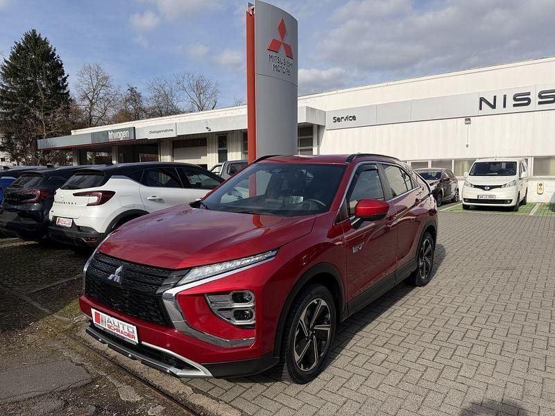 Gebraucht Mitsubishi Eclipse Cross Edition 188 PS (138 kW) 2021 Rot SUV