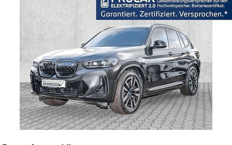 Grau Gebraucht 2024 BMW iX3 M Sport SUV | 46.940 € (Superpreis) - Bild 1/4