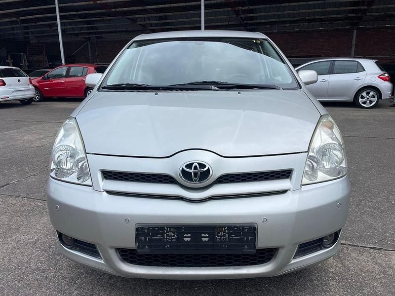 Gebraucht Toyota Corolla Verso Edition 129 PS (94 kW) 2007 Silber Van / Kleinbus