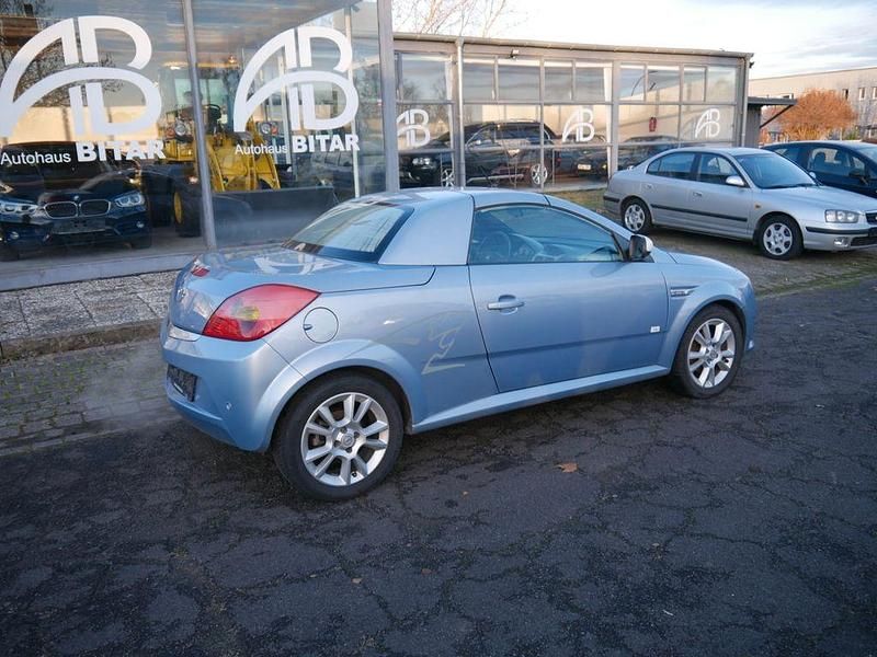Gebraucht Opel Tigra Sport 90 PS (66 kW) 2006 Blau Cabrio
