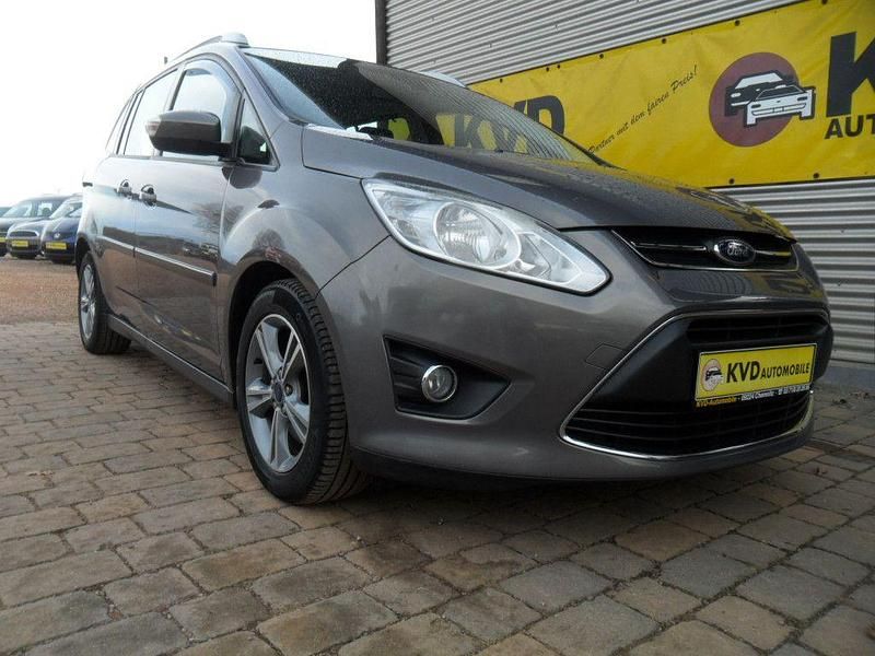 Gebraucht Ford Grand C-Max SYNC Edition 125 PS (91 kW) 2014 Braun Van / Kleinbus