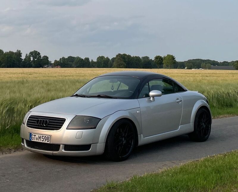 Silber Gebraucht 1999 Audi TT Ambiente Coupé | 3.400 € (Guter Preis) - Bild 1/4