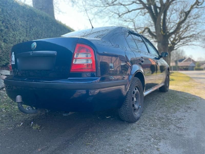 Second-hand Skoda Octavia 90 CP (66 kW) 2001 Albastru Berlinǎ